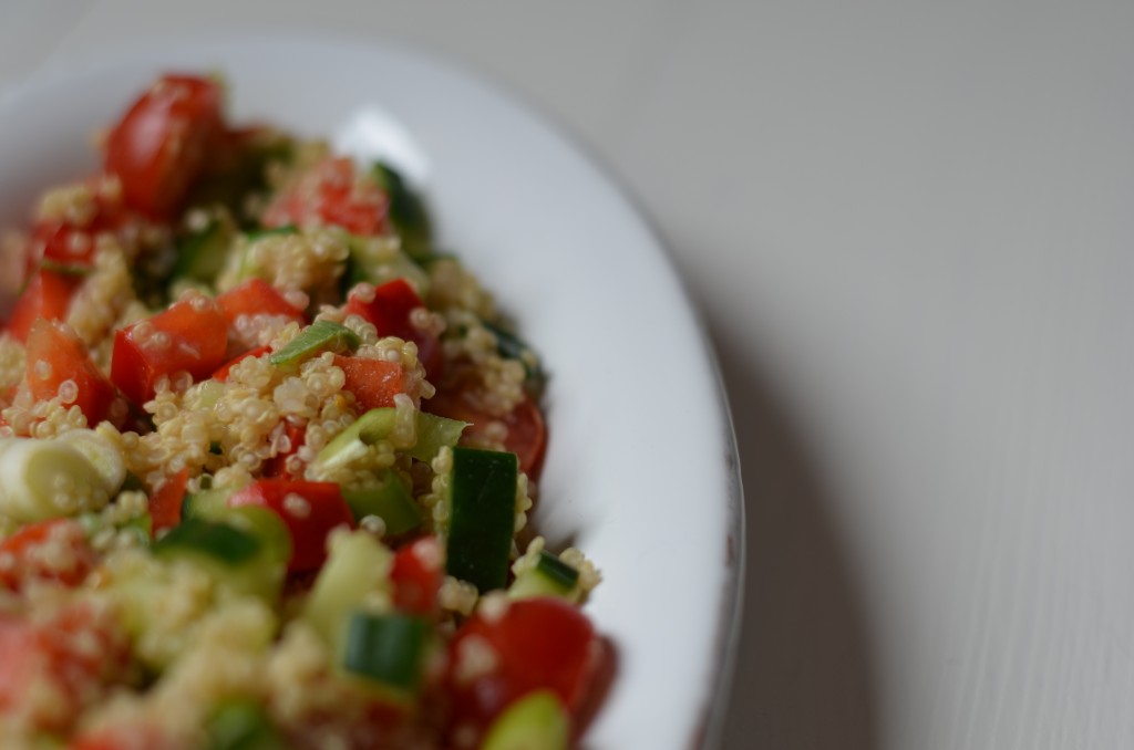 Quinoa-Salat mit Tahini Dressing, Quinoa, Salat, Tahini, Tahin, Sesampaste